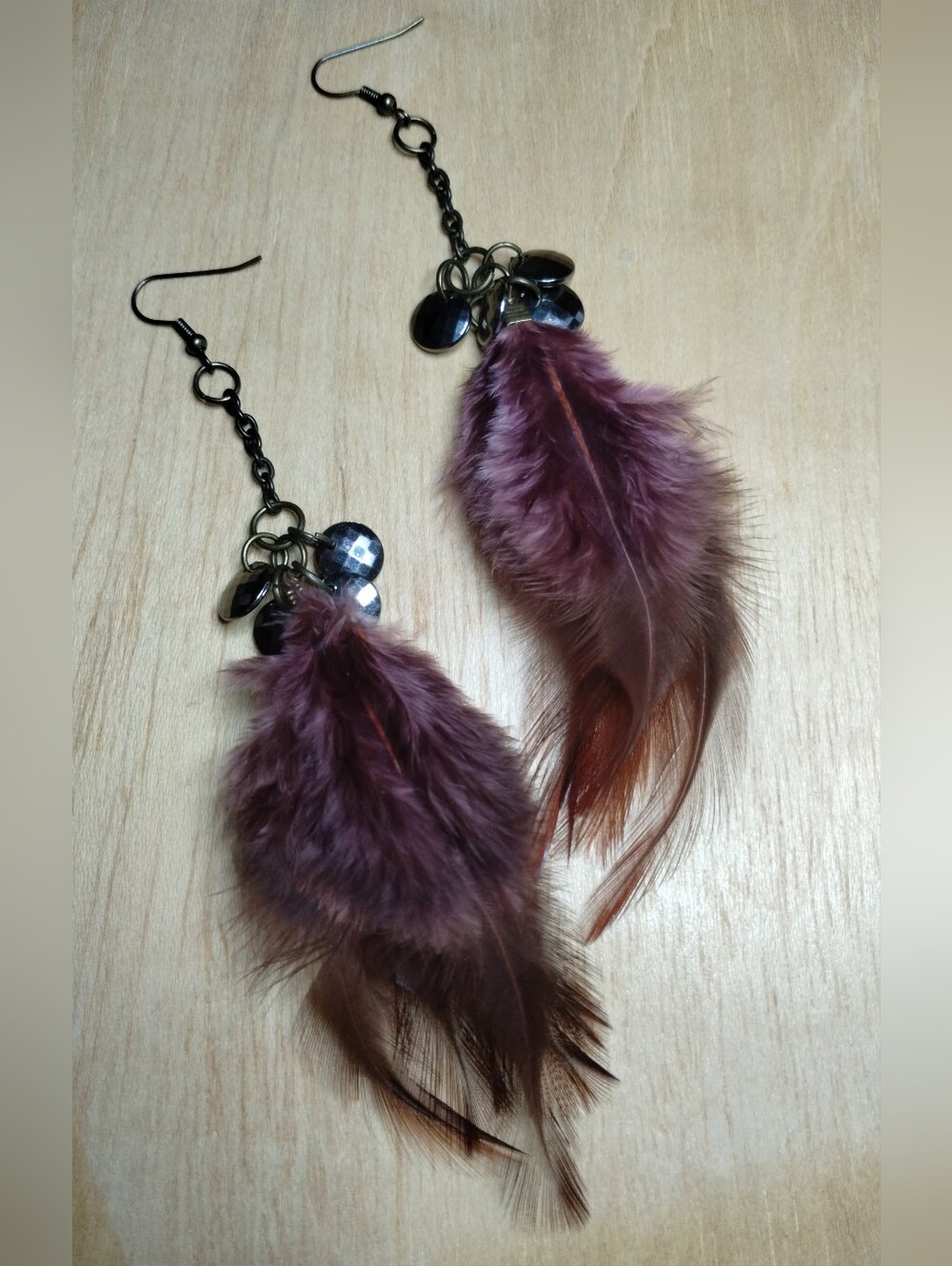 Boho Feather Drop Earrings in Mauve – Women Jewelry